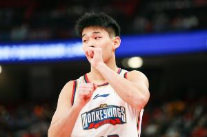 21岁场均21分！林葳将迎季后赛首秀 下赛季有望转战海外联赛
